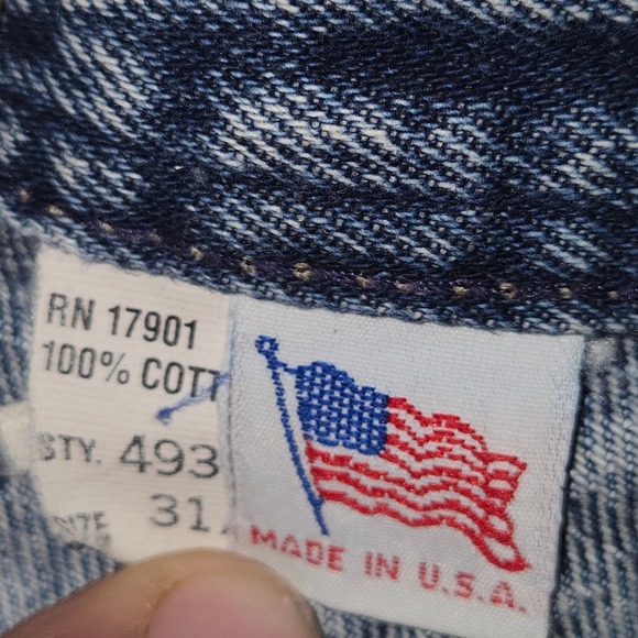 VINTAGE Rocky Mountain Jeans – High Rise Acid Wash – Size 31/11 – Made in USA - Picture 5 of 11